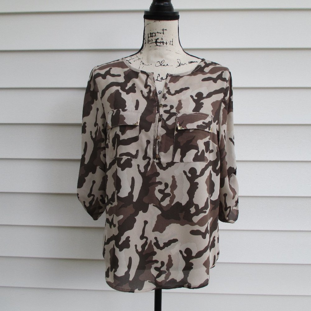 Sue Who ? Originals French Dressing Jeans Brown and Tan Camouflage Size
